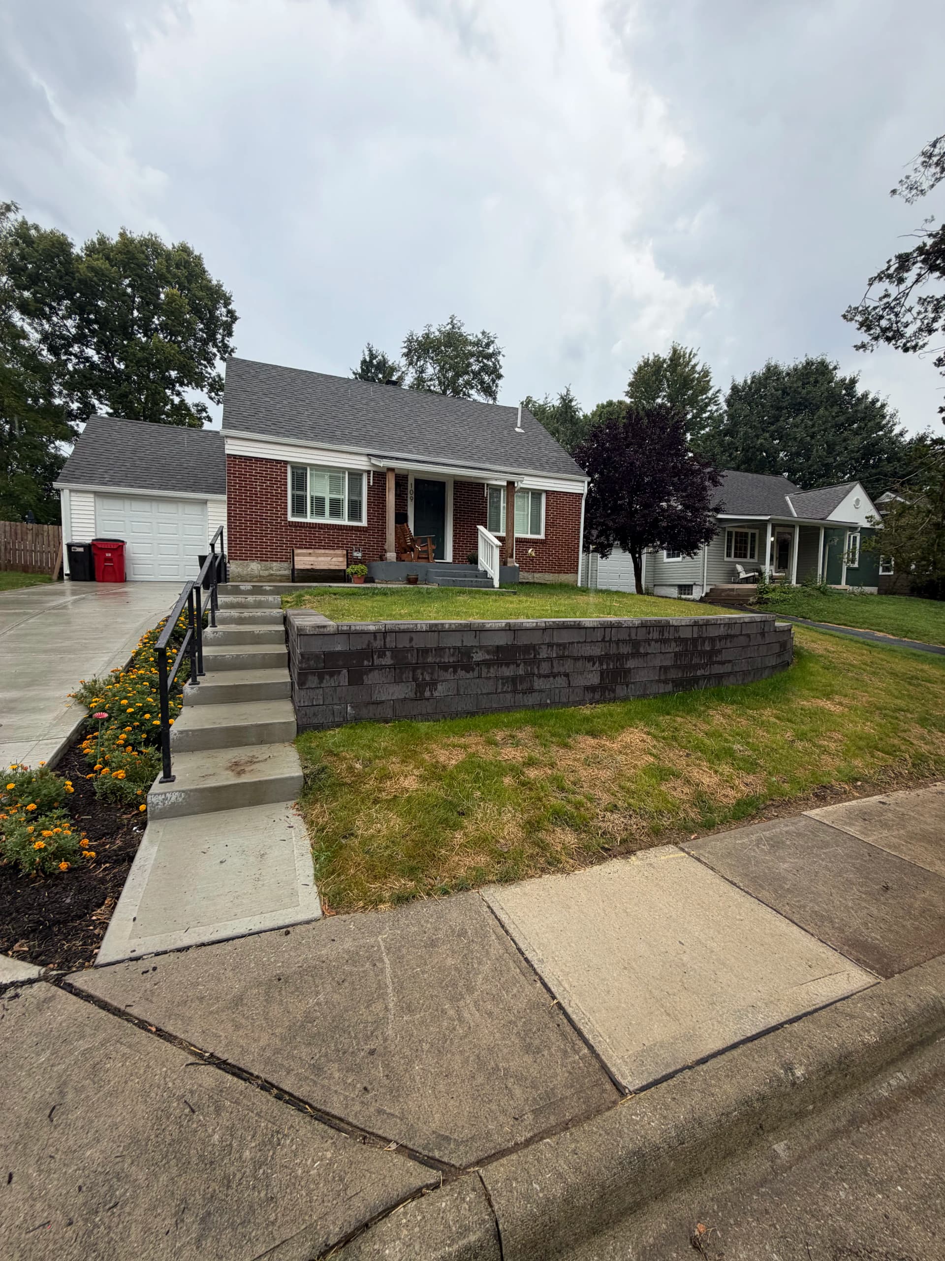 Gallery photos for Pisa XL Retaining Wall Install With Full Landscape Overhaul: Image #2
