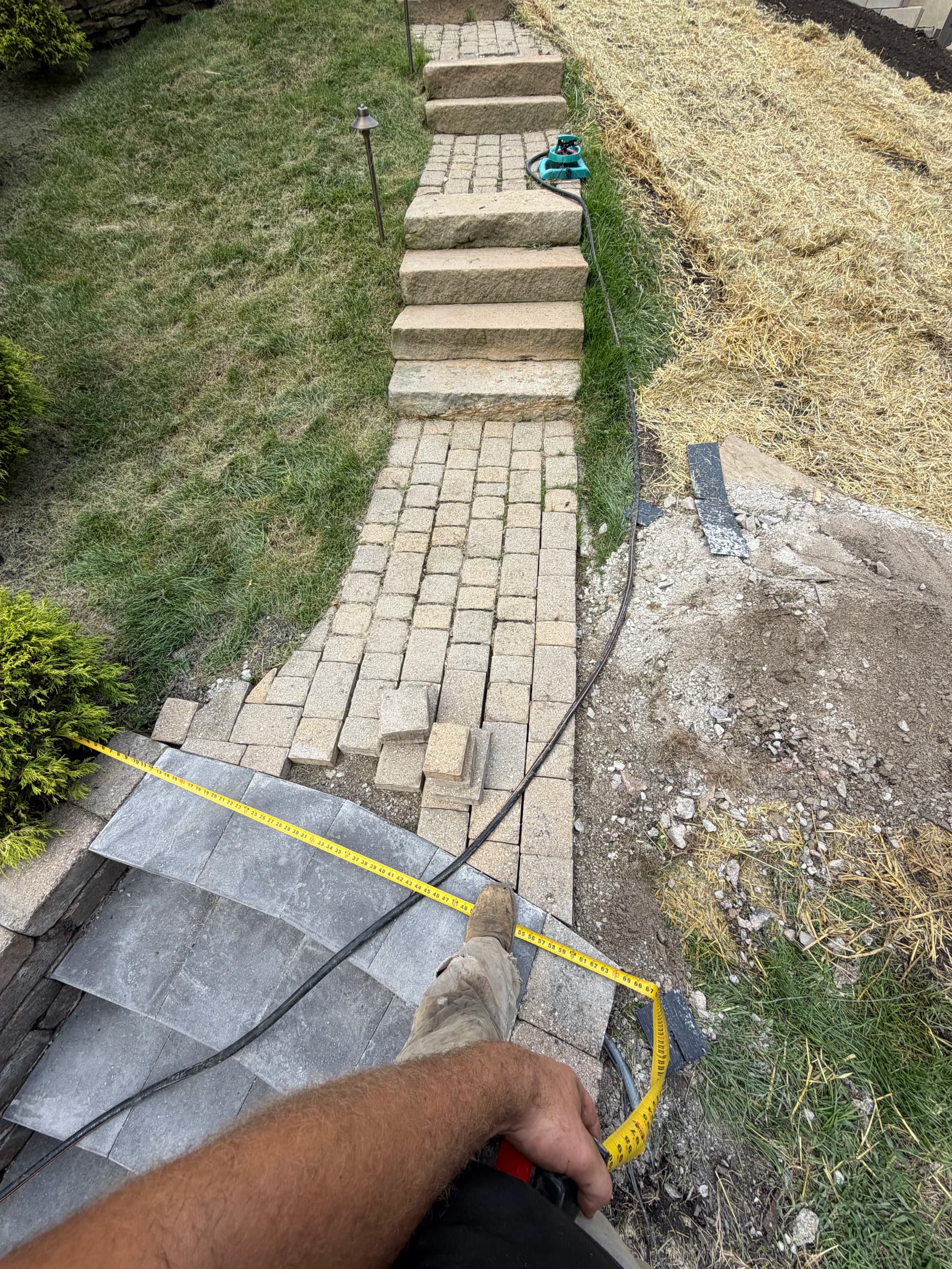 Gallery photos for Old Paver Walkway Replaced with Oberfields Lexington Canyon Creek Blend: Image #4